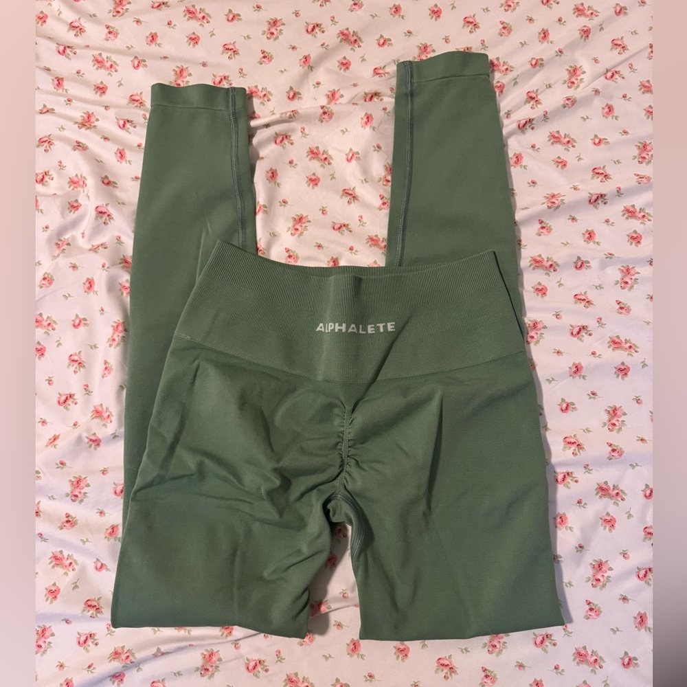 Alphalete Amplify - NWOT Size S - Picture 2 of 5